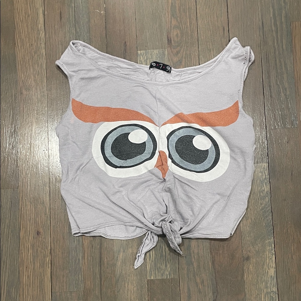 Gray Owl Graphic Women's Top